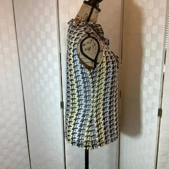 banana republic sleeveless blouse size small - Picture 2 of 7